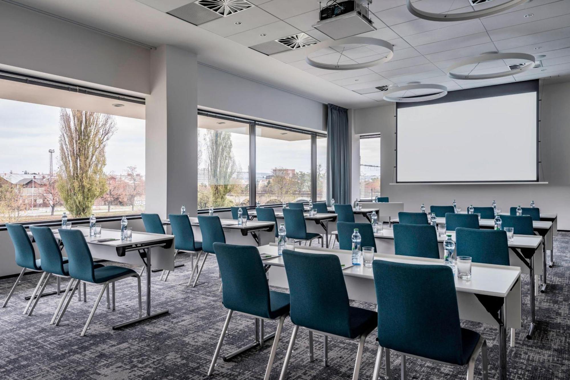 Hotel Courtyard By Marriott Brno Extérieur photo
